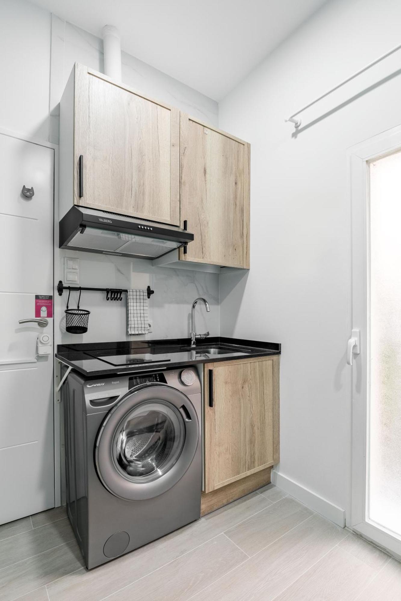 Charming Sol Apartment III Madrid Buitenkant foto